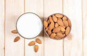 Cow’s Milk Vs. Almond Milk: Which Is Healthier?