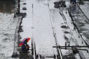 Climate change makes Indian monsoon stronger, more erratic: study 1
