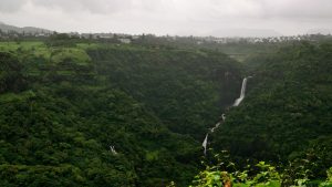 Where are Indians travelling during the monsoon? 1