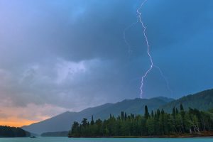 Series of Rare Arctic Thunderstorms Stuns Scientists 1