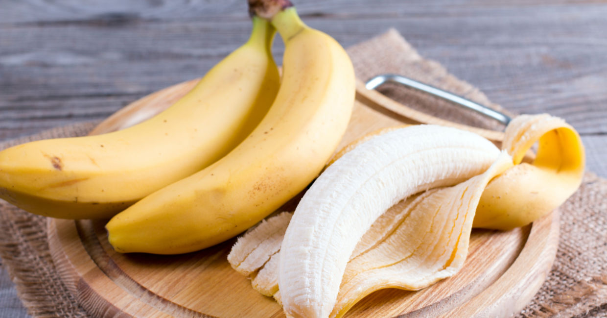 7 Surprising Banana Peel Uses