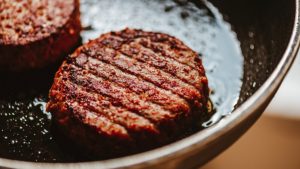 Microbe-based faux beef could cut CO2 pollution by more than 80 percent 1