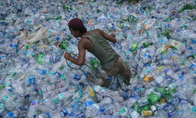 Why India has not been successful at eliminating plastic pollution