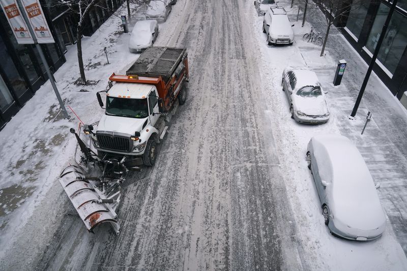 Extreme Cold Grips US as Jet Stream Bends Under Climate Change￼