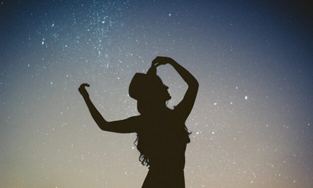 5 Reasons Why Dancing is The Best Meditation￼