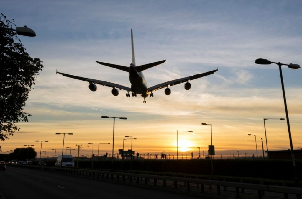 Could Eliminating ‘Frequent Flier’ Programs Combat Climate Change? 1