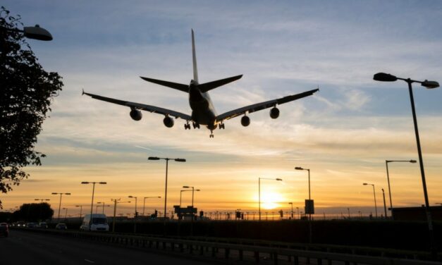 Could Eliminating ‘Frequent Flier’ Programs Combat Climate Change?