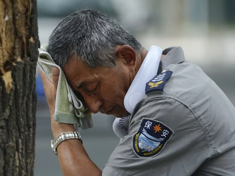 El Niño plus climate change means record-breaking heat