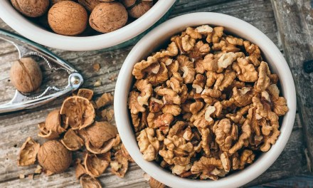 5 Superfoods To Include In Your Healthy Food Chart For Glowing Skin