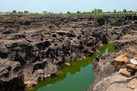 Geological Wonders: All About The Nighoj Potholes In Maharashtra