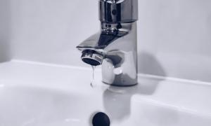 TOP TEN WATER SAVING TIPS 5 TOP TEN WATER SAVING TIPS 5