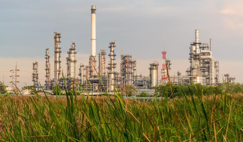 Biomass, plastic waste and carbon dioxide feedstocks key to cutting chemical industry’s emissions