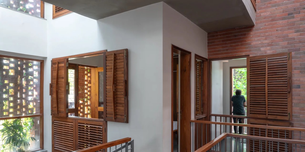 This climate-responsive home in Solapur takes cues from the local vernacular