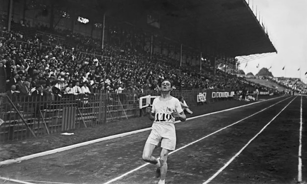 ‘Your body goes into shutdown mode’: how heat transformed the Paris Olympics in 100 years