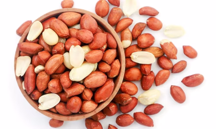 The Benefits of Eating Peanuts: Insights from Health Experts