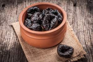 A Surprising Superfood: Scientists Discover New Health Benefits of Prunes 1