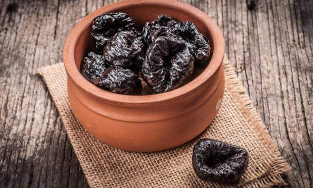 A Surprising Superfood: Scientists Discover New Health Benefits of Prunes