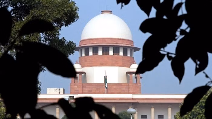 SC expresses concern over plastic dumping on river banks and water bodies
