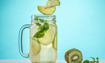 Want To Lose Belly Fat? Here Are 6 Morning Drinks To Reduce It