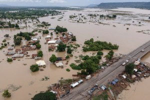 Climate change worsened deadly Africa floods, scientists say 1