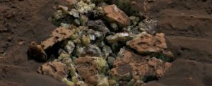 Curiosity Cracked Open a Rock on Mars And Found a Big Surprise 1