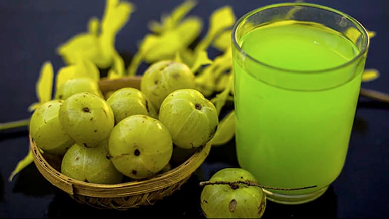 An Amla Shot A Day Can Offer You These Health Benefits Says Nutritionist