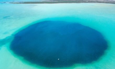 A 1.2-million-mile hole appears in the middle of the ocean: It’s causing this