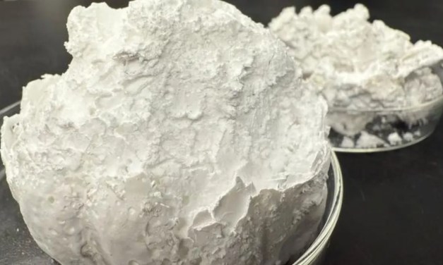 Scientists electrify seawater to create carbon-sucking cement for greener cities