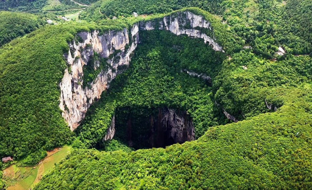 World’s largest sinkhole showcases the power and absolute beauty of nature
