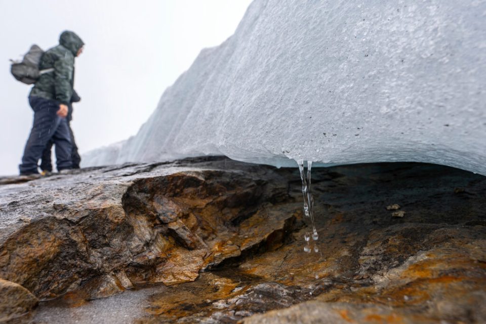 Temperatures and Carbon Emissions Continue to Rise