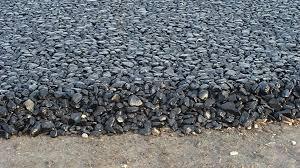Algae-based asphalt shrugs off freezing temperatures and reduces carbon output