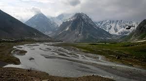 Study assesses risks from hanging glaciers in Central Himalaya